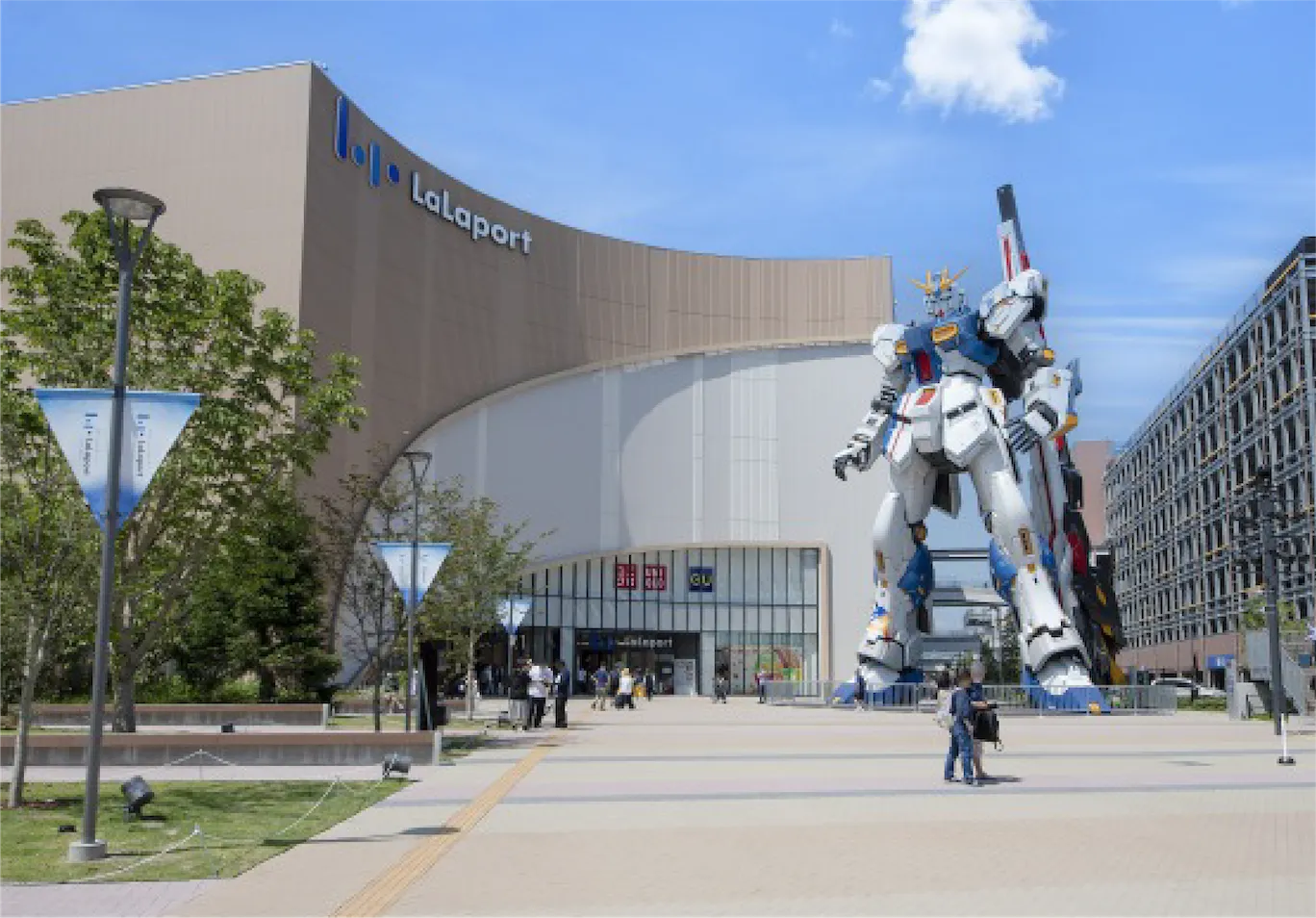 福岡市南区プロスぺリテ井尻Ⅵ新築戸建てのショッピングモール、ららぽーと福岡